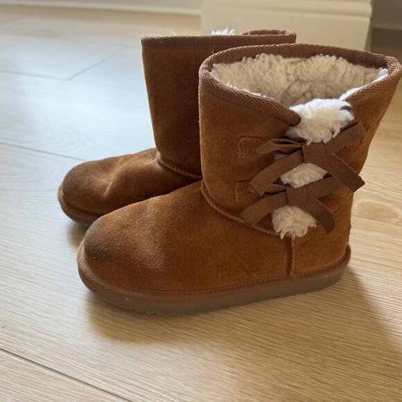 UGG - Koolaburra - Big Kid size 1 - Picture 3 of 6